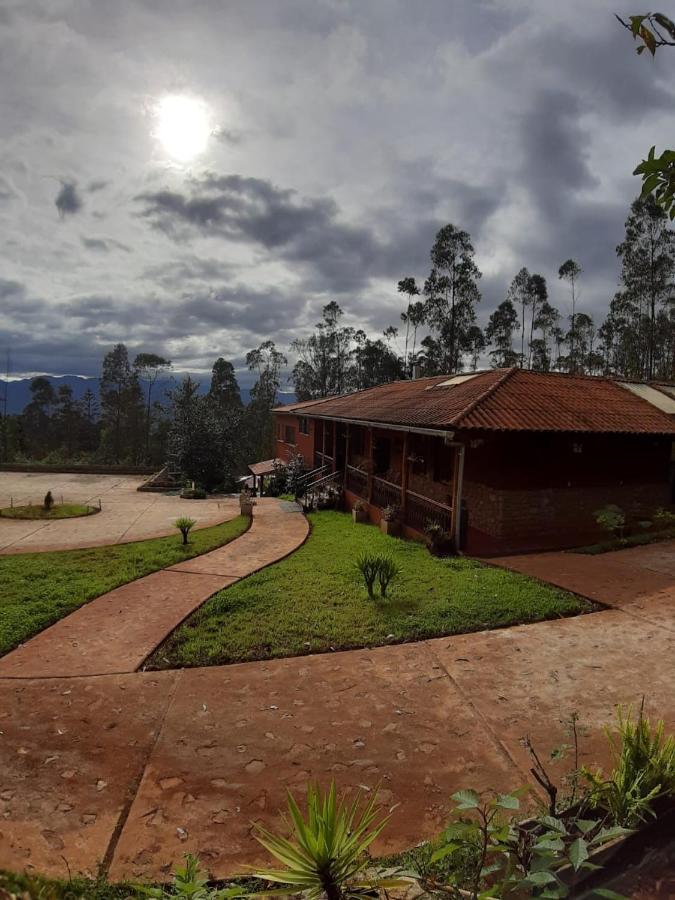 La Ensenada Hotel Chachapoyas Exteriör bild