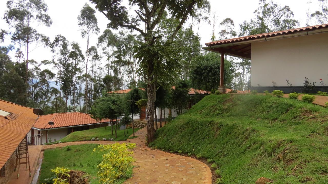 La Ensenada Hotel Chachapoyas Exteriör bild